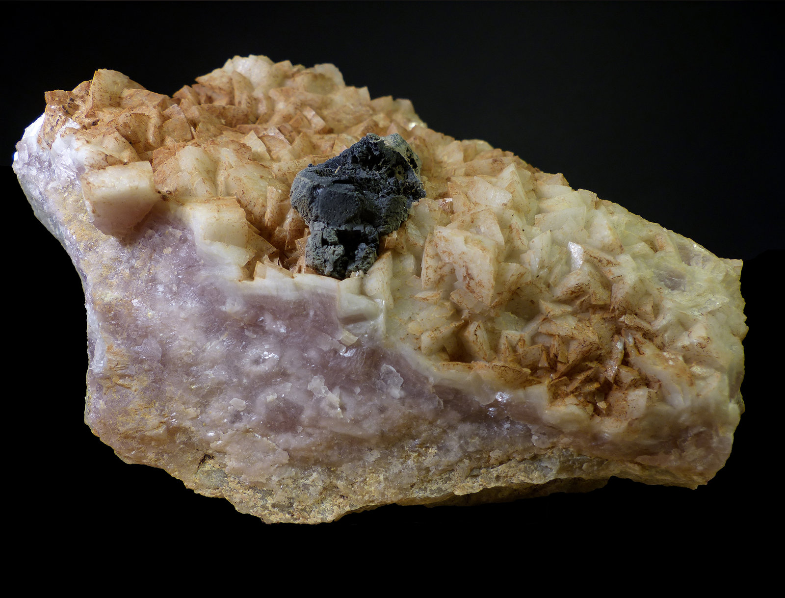Dolomita (variedad dolomita ferrífera), Dolomita, Galena
8 x 5 x 3 cm
(Autor: Javier Rodriguez)