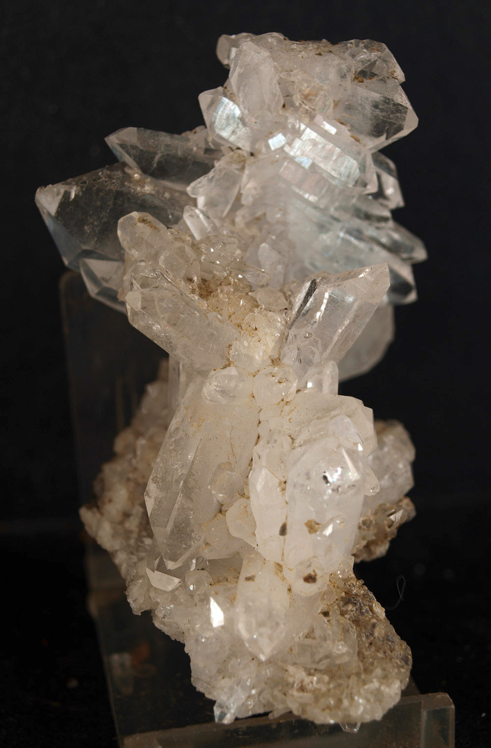 Cuarzo
9 x 5.5 cm
(Autor: Pedro Antonio)