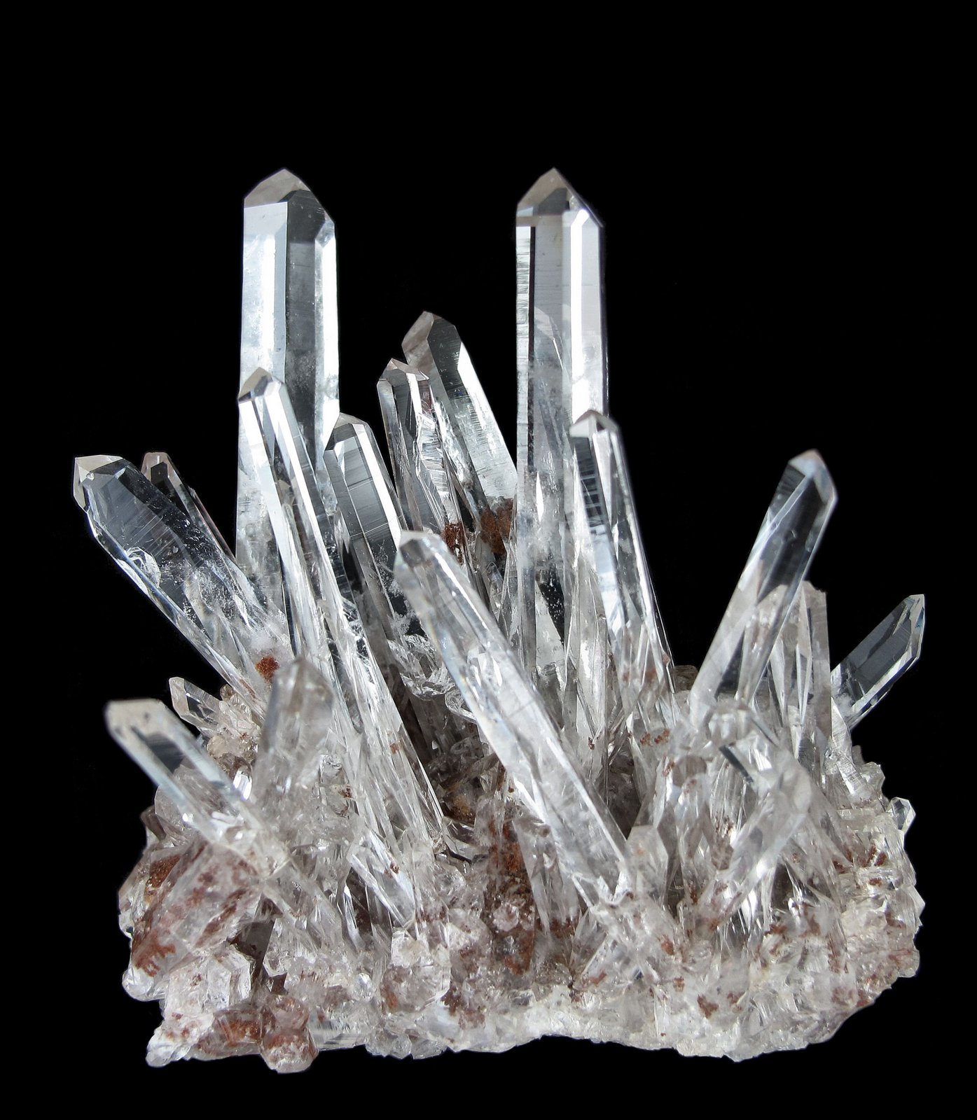 Cuarzo, Siderita
65mm x 63mm x 37mm. Cristal principal: 49mm de altura, 9mm de anchura
(Autor: Carles Millan)