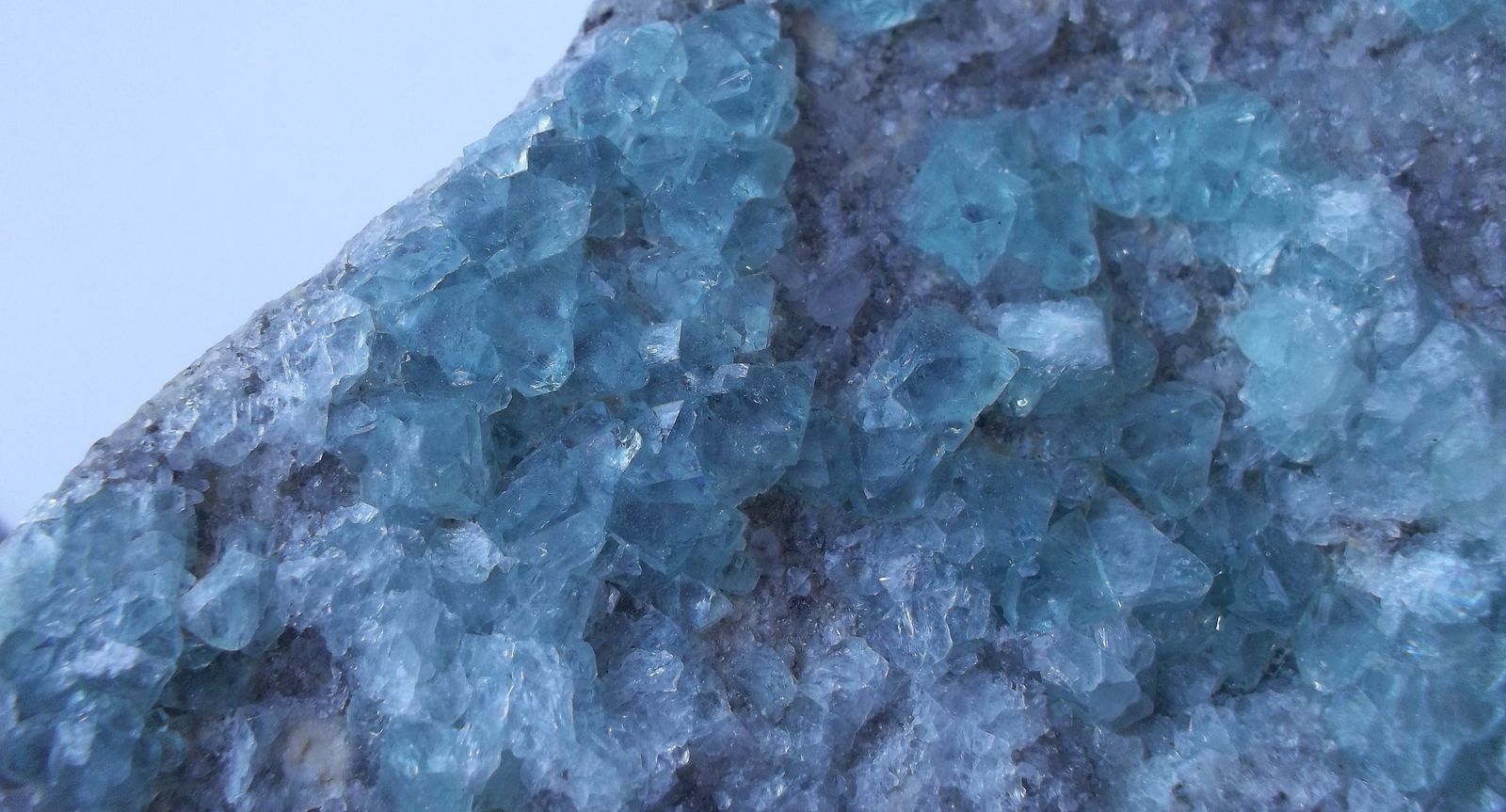 Fluorita
8 x 7 cm
(Autor: Cristalino)