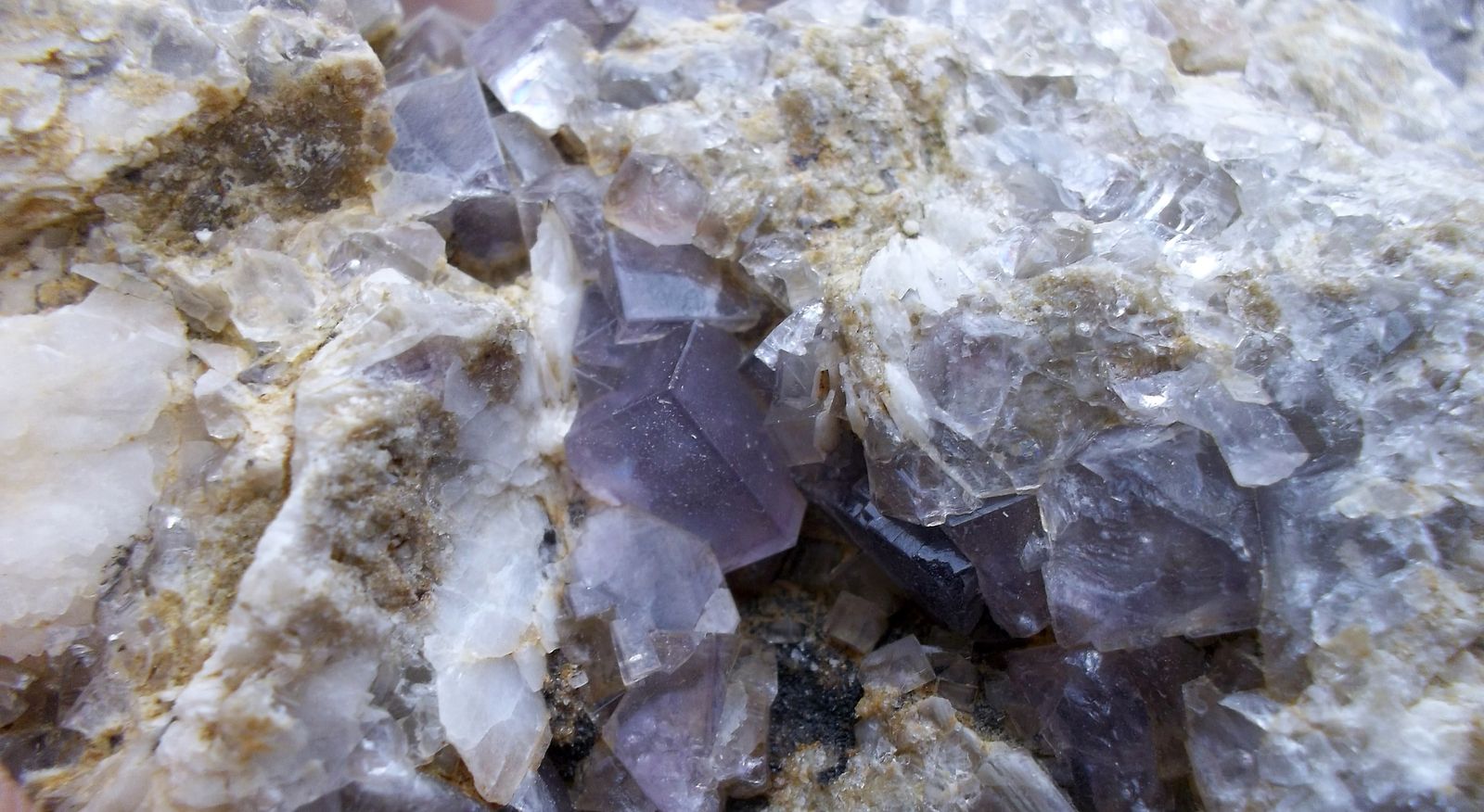 Fluorita
8 x 6 cm
(Autor: Cristalino)