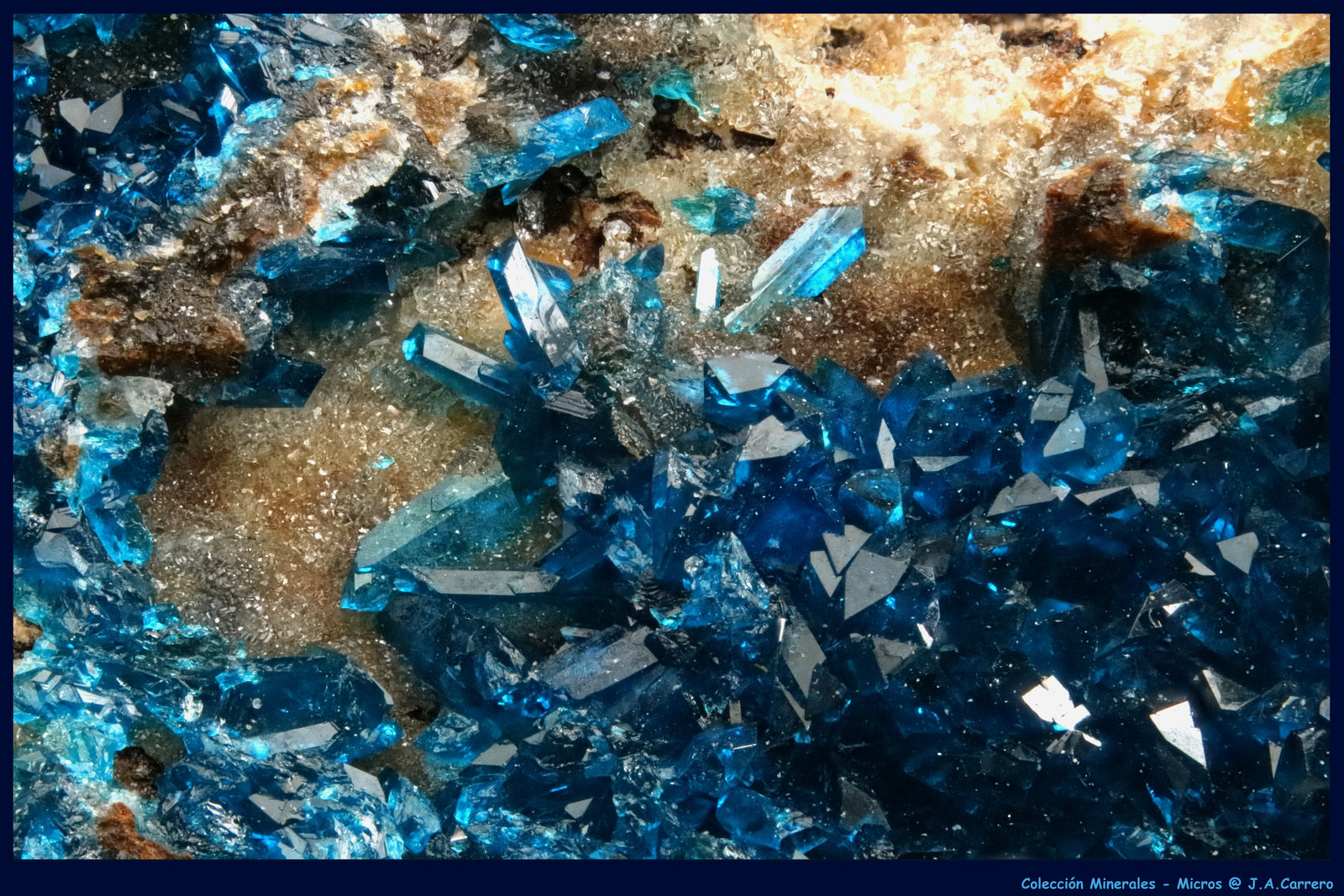 Veszelyita
FoV: 1,5 x 1 mm
(Autor: Jose Angel Carrero)