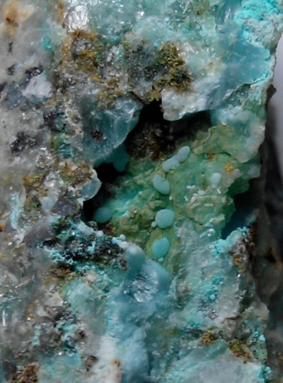 Aragonito
1,5 x 1 cm (encuadre)
(Autor: Frederic Varela)