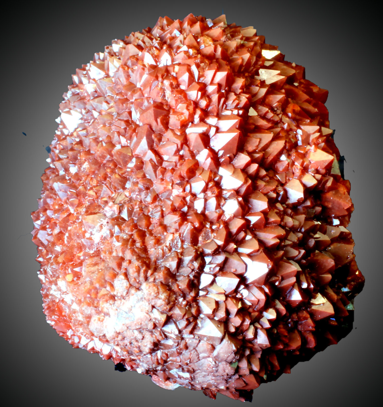 Cuarzo (variedad jacinto de compostela)
28 x 25 x 25 mm.
(Autor: José Luis Zamora)