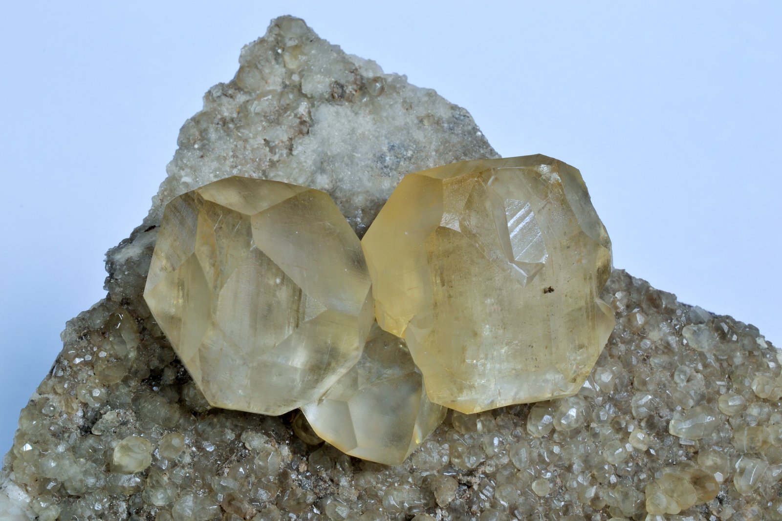 Calcita
10,2 x 8,3 x 5,2 cm.
(Autor: Raúl S. Llorente)