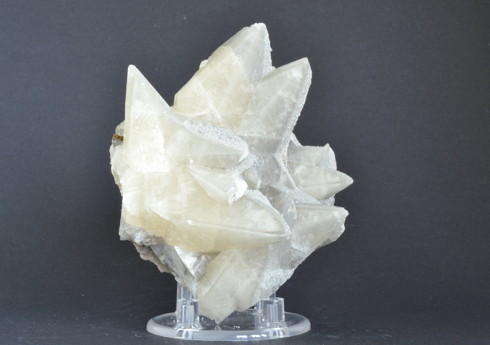 Calcita
8 x 7 x 7 cm
(Autor: Raúl S. Llorente)