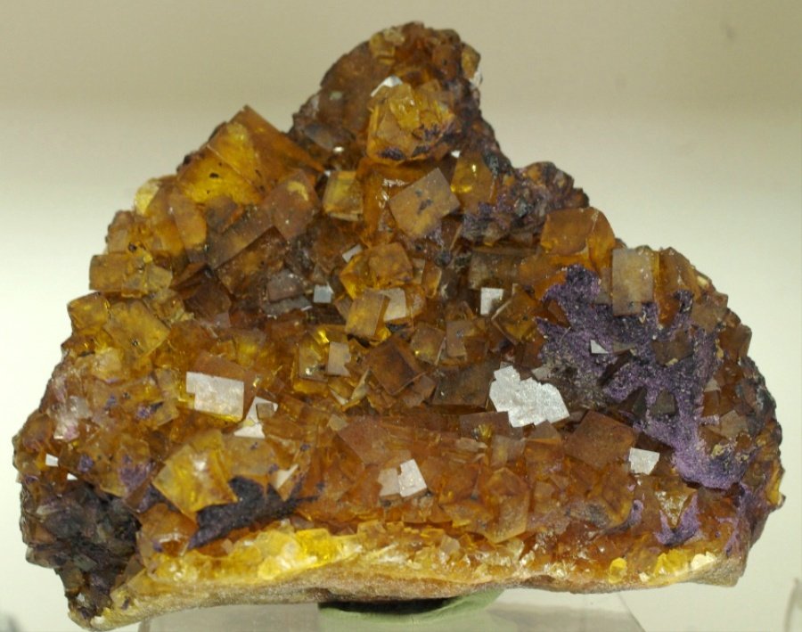 Fluorita.
90x60 mm.
(Autor: Jesus Franquesa Baucells)