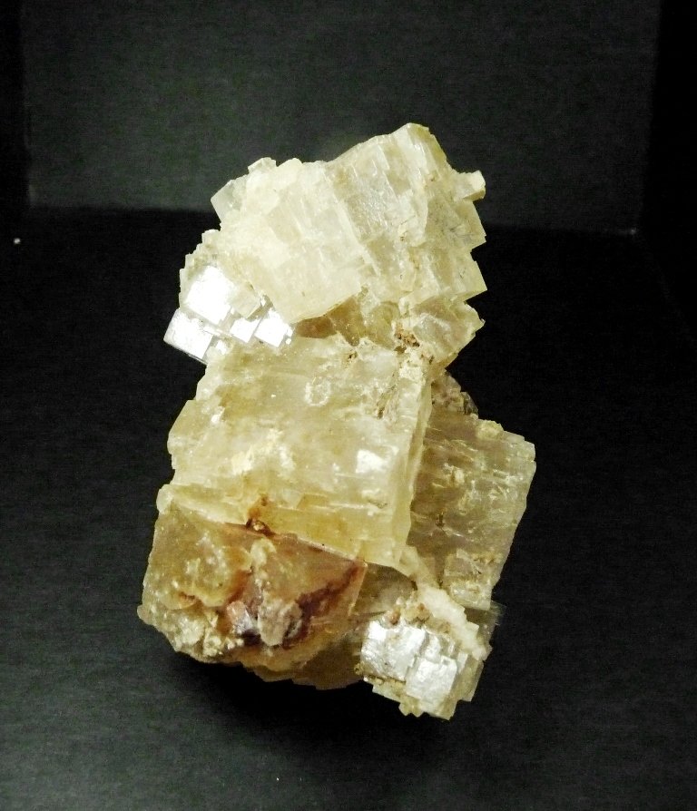 Halita.
80x50 mm.
(Autor: Jesus Franquesa Baucells)