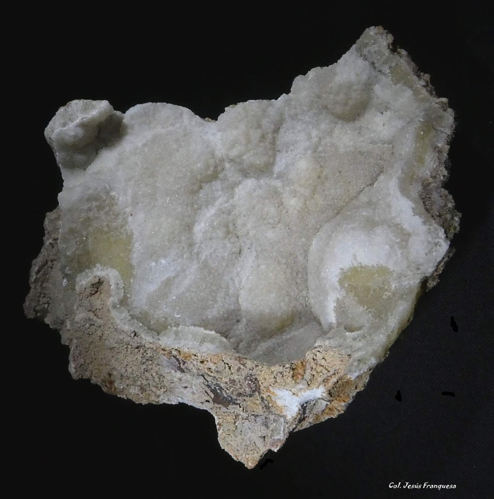 Cuarzo (variedad calcedonia)
80x70 mm.
(Autor: Jesus Franquesa Baucells)