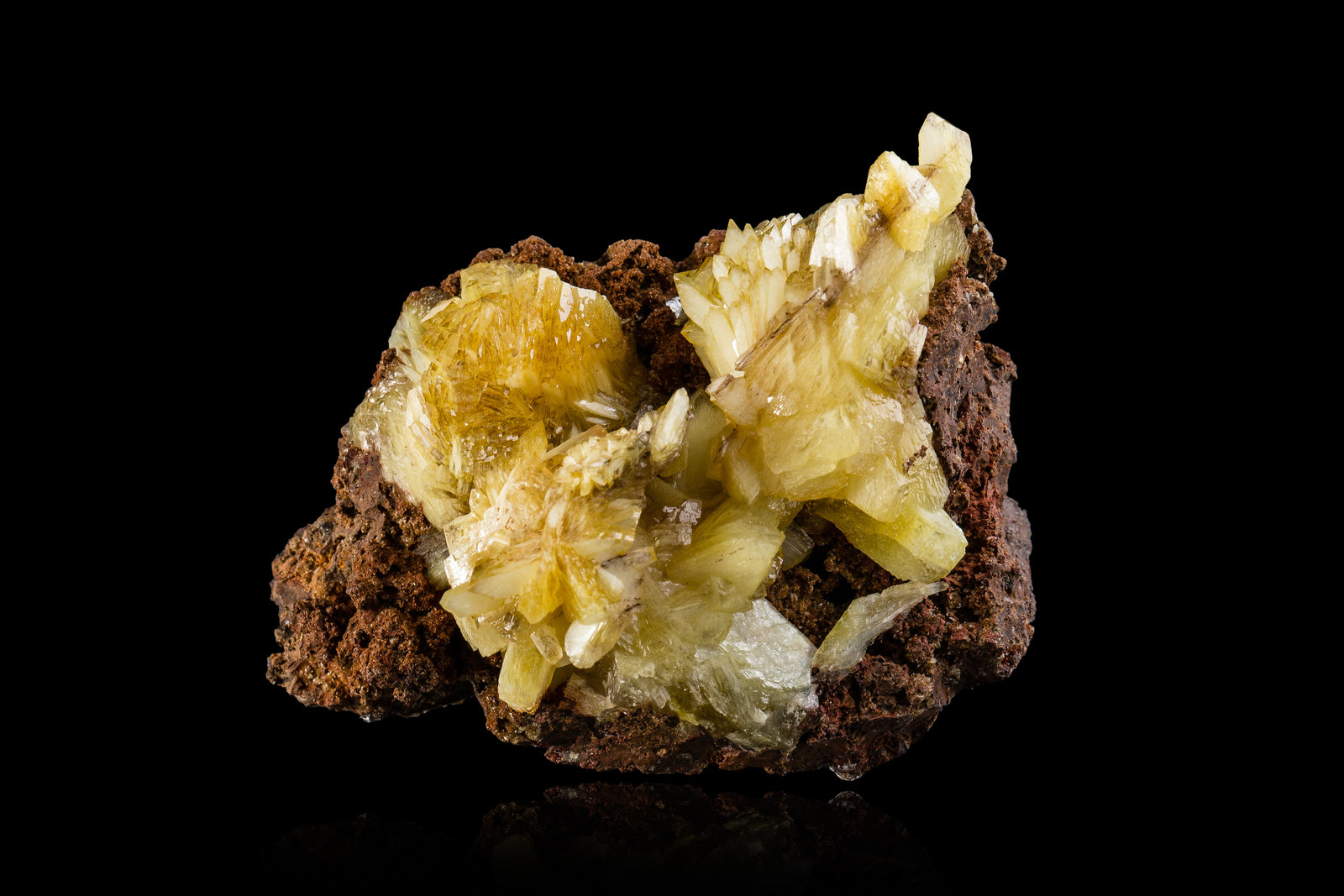 Paradamita
6,5 x 4,0 x 6,0 cm
(Autor: Museo MIM)