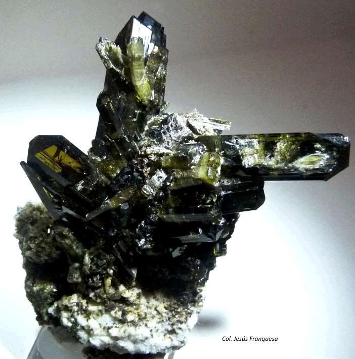 Epidota.
60x50 mm.
(Autor: Jesus Franquesa Baucells)