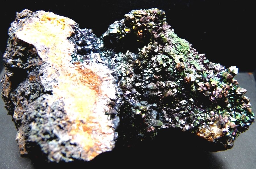 Cuarzo y Goethita
110x60 mm.
(Autor: Jesus Franquesa Baucells)