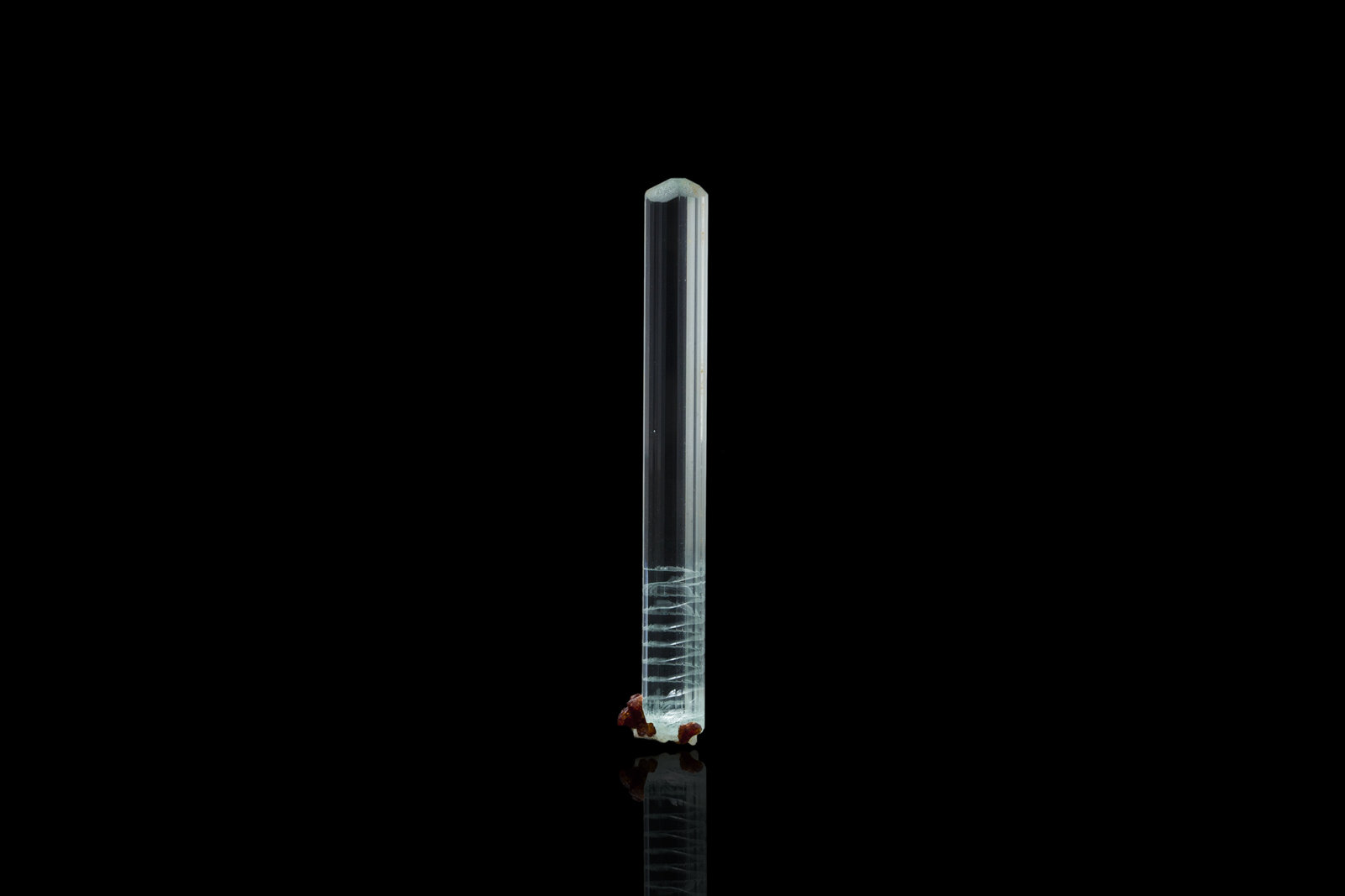 Berilo (variedad aguamarina)
1 x 1 x 8 cm
(Autor: Museo MIM)