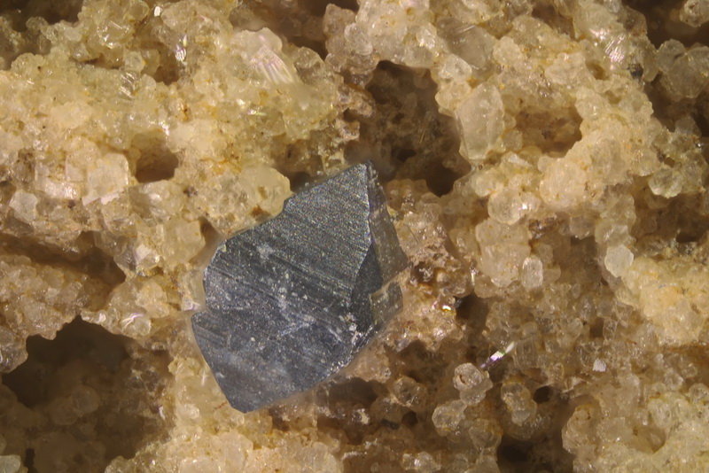 Anatasa
Cristal 1,3 mm
(Autor: Jorgina-Agusti-Màrius)