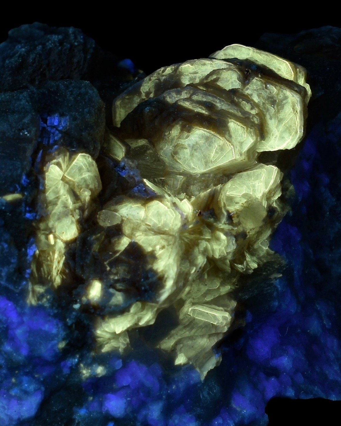 Lepidolita
(Autor: UVmineral)