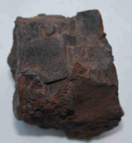 Hematites pseudomorfo de pirita
6,5x8 cm; cristal mayor: 3x2,5 cm
(Autor: Inma)