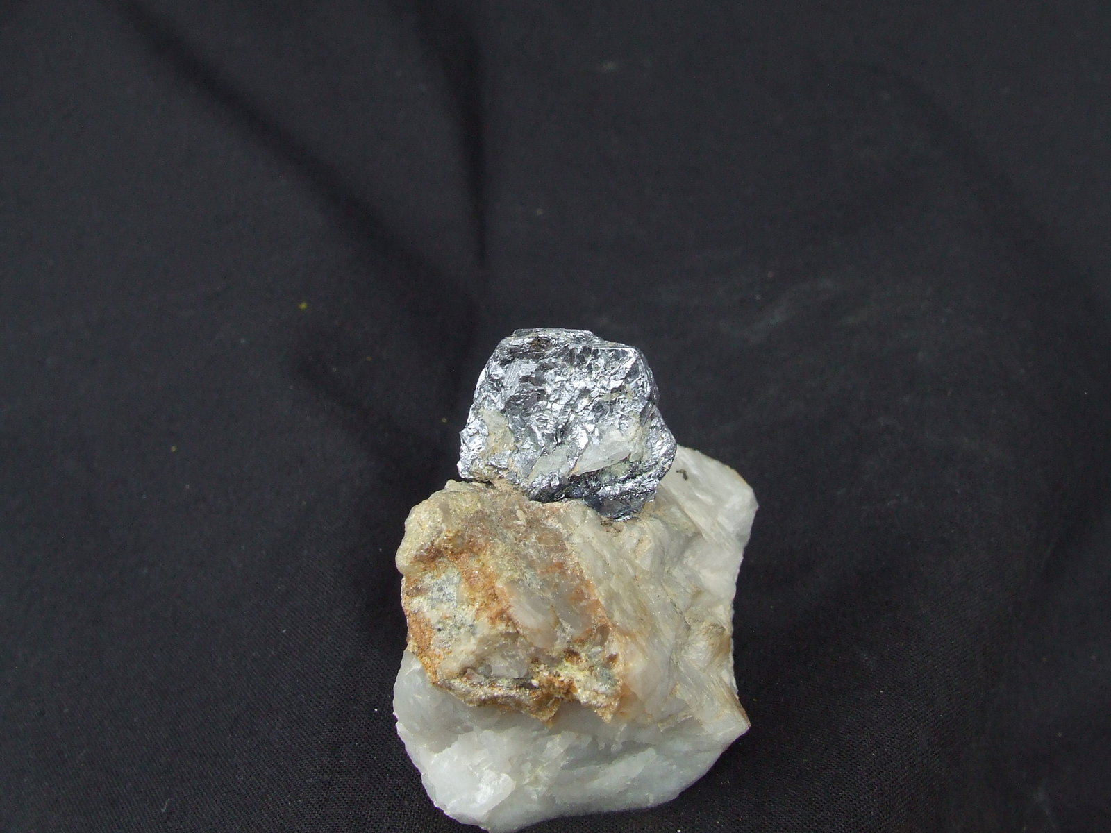 Molibdenita
cristal de 20x20x10mm
(Autor: joaquin gar)