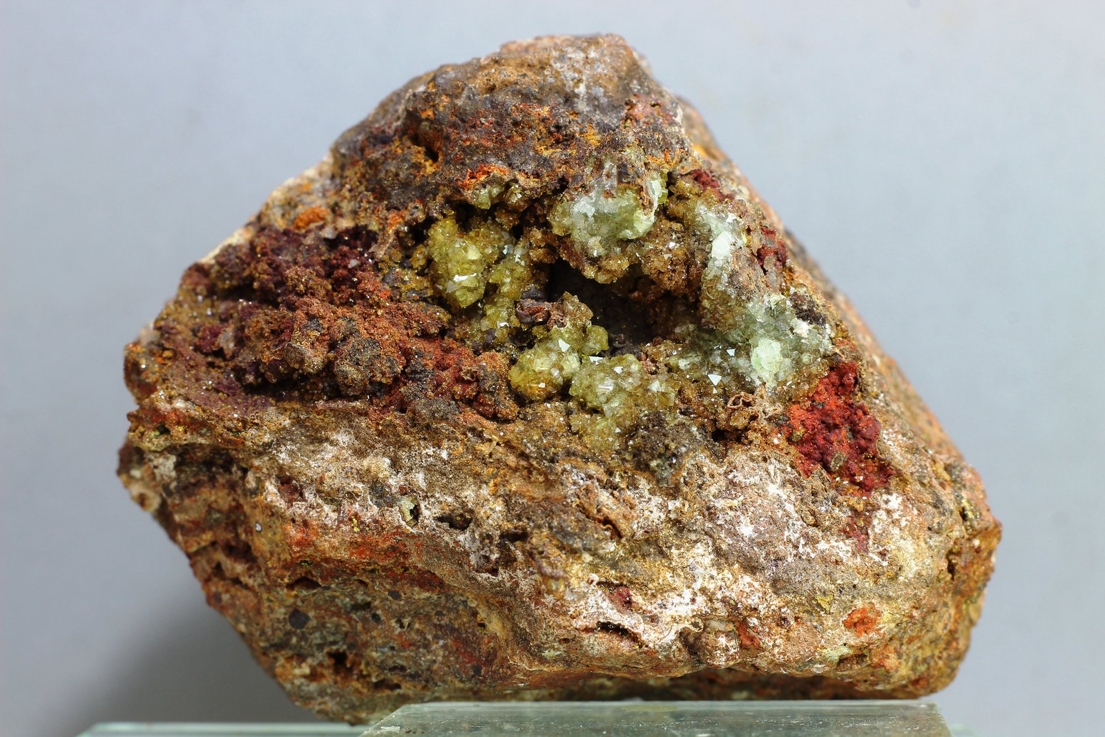 Adamita
70x50 mm.
(Autor: Juan Espino)