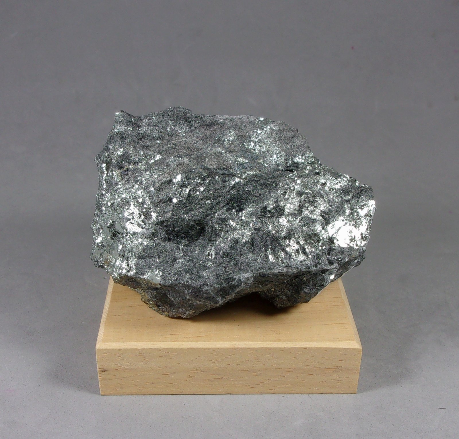 Altaita
7,3 x 6,8 x 4,3 cm.
(Autor: J. G. Alcolea)
