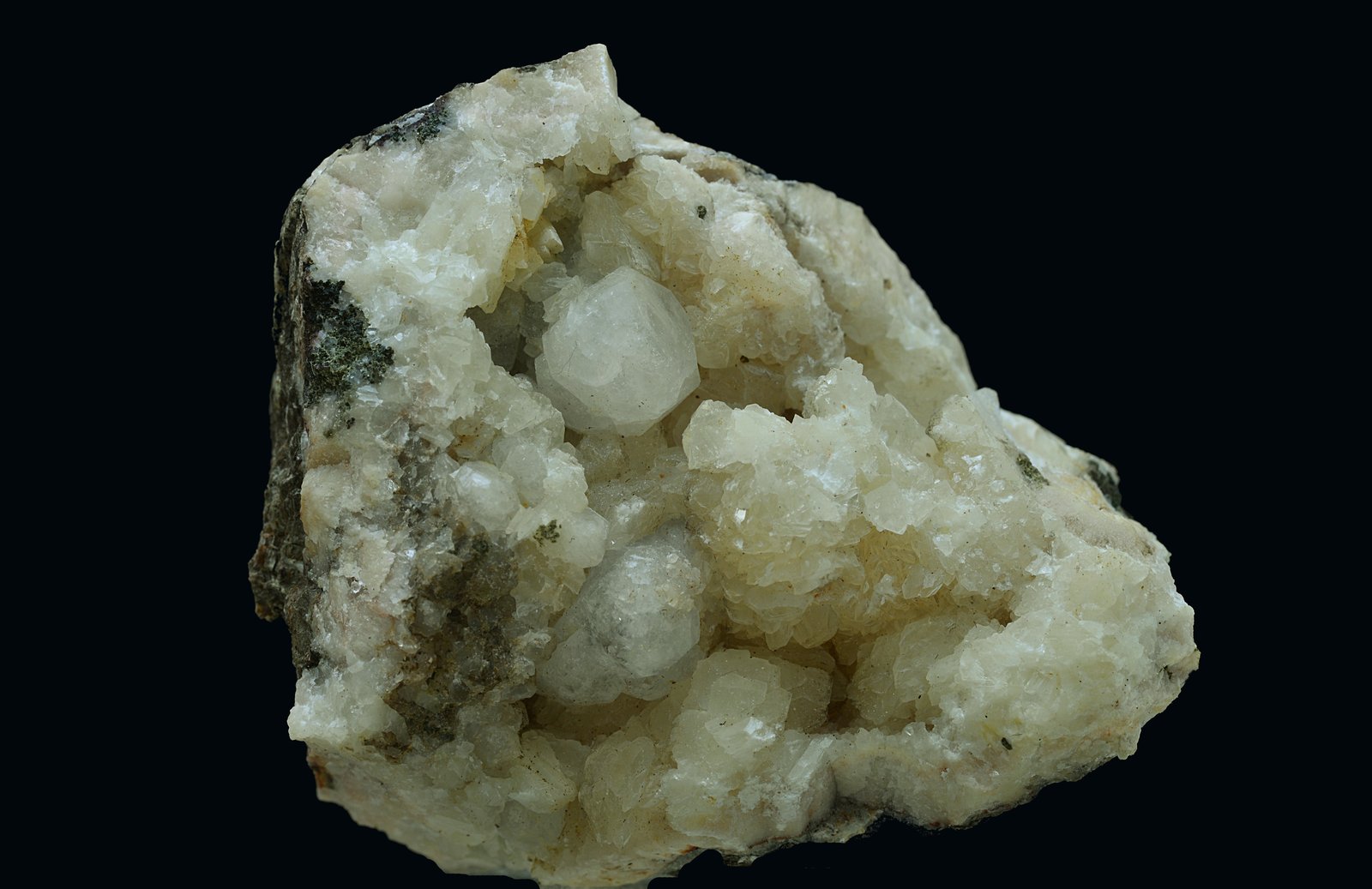 Analcima
Cristal mayor de 1 cm.
(Autor: Antonio Carmona)