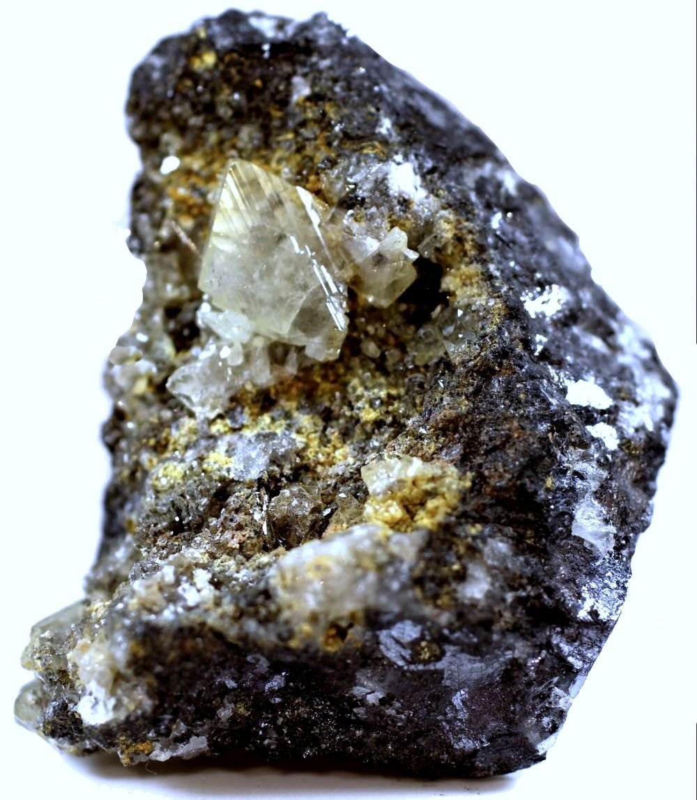 Anglesita
44 x 36 x 30 mm.
(Autor: José Luis Zamora)