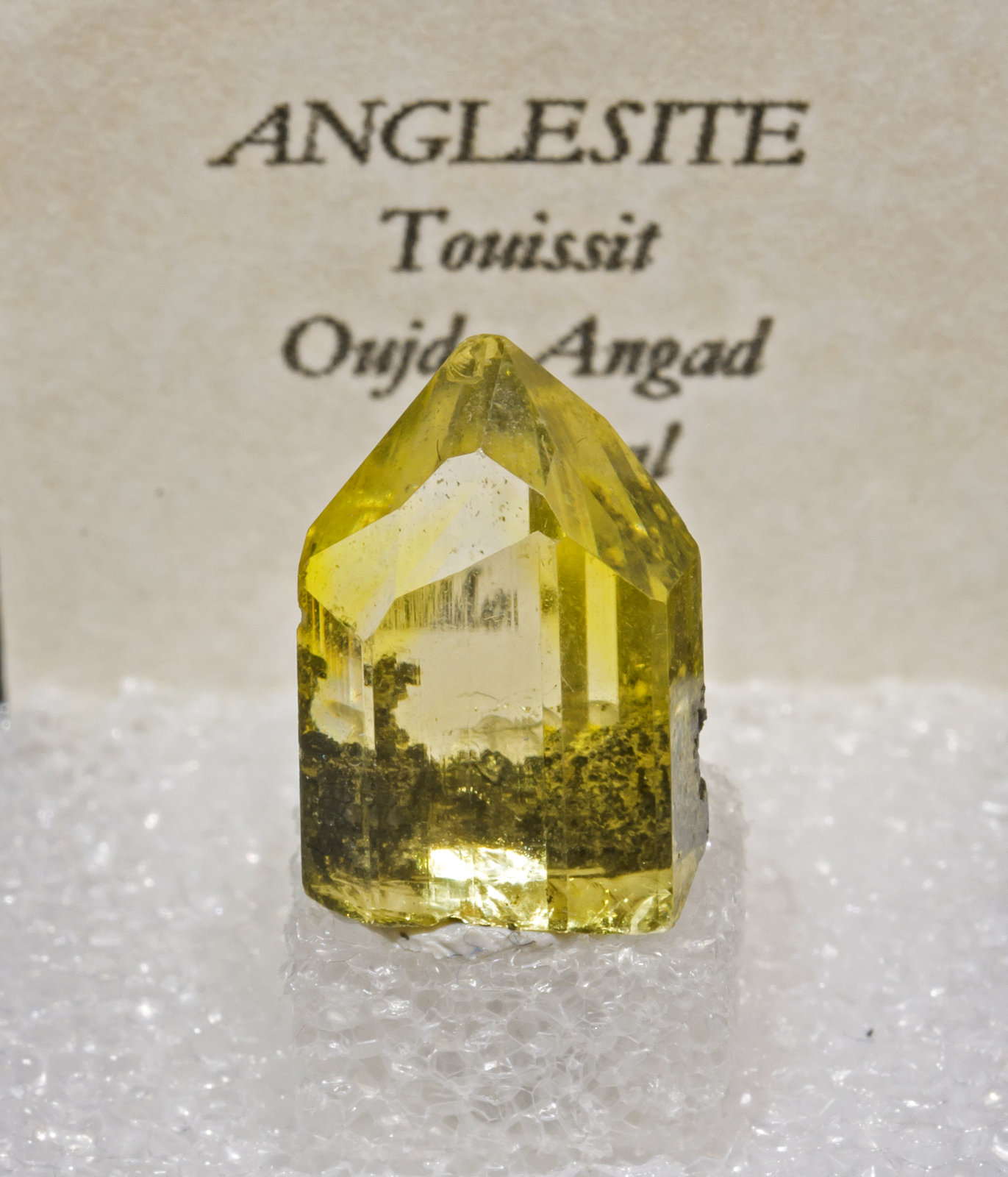 Anglesita
1.5 × 1.1 × 0.7 cm
(Autor: Jordi Fabre)