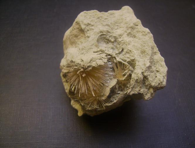 Aragonito
8 x 5 x 4,5 cm
(Autor: Antonio Alcaide)