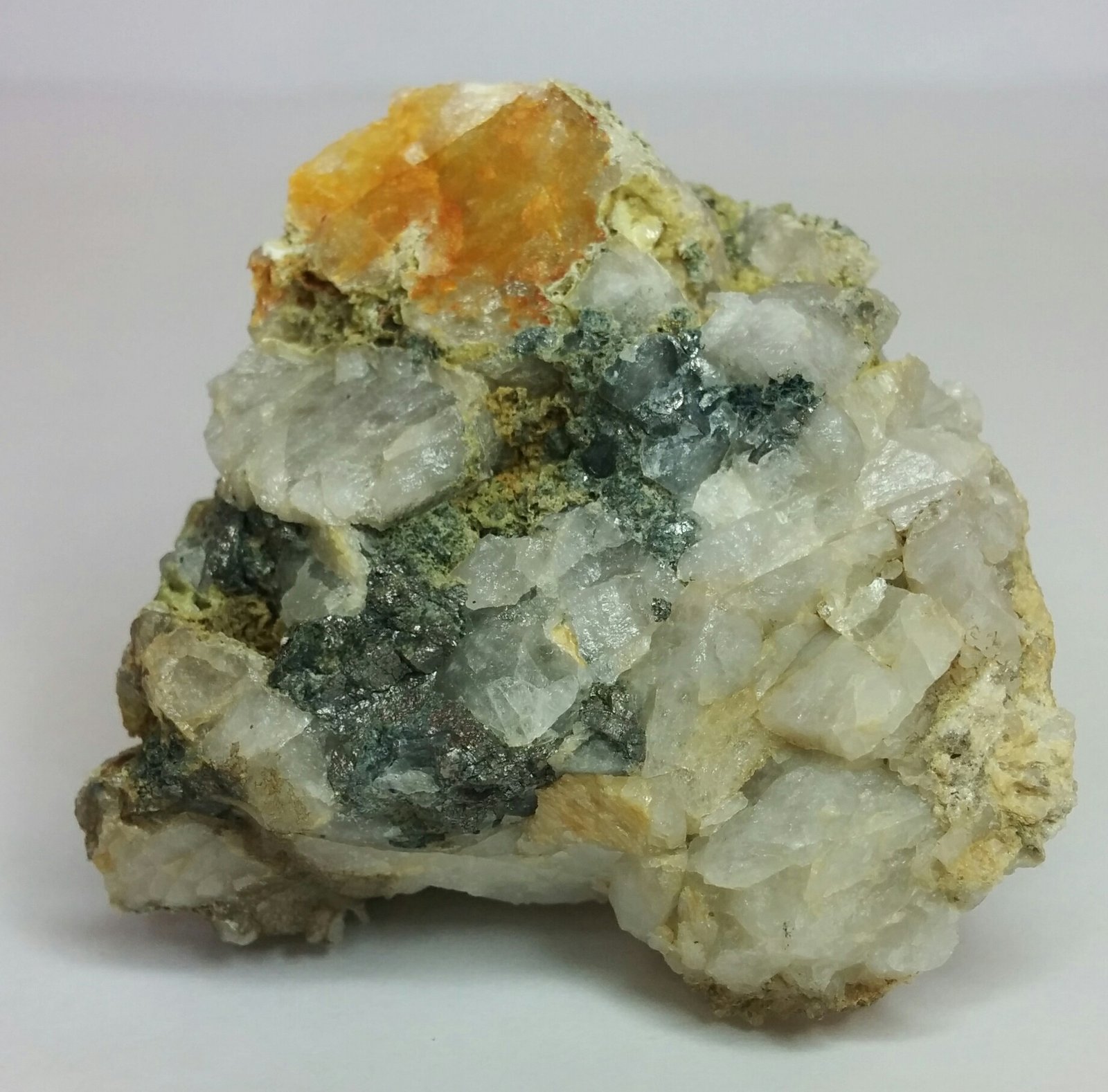 Arsenopirita, cuarzo
4 x 3 cm
(Autor: FranHB)