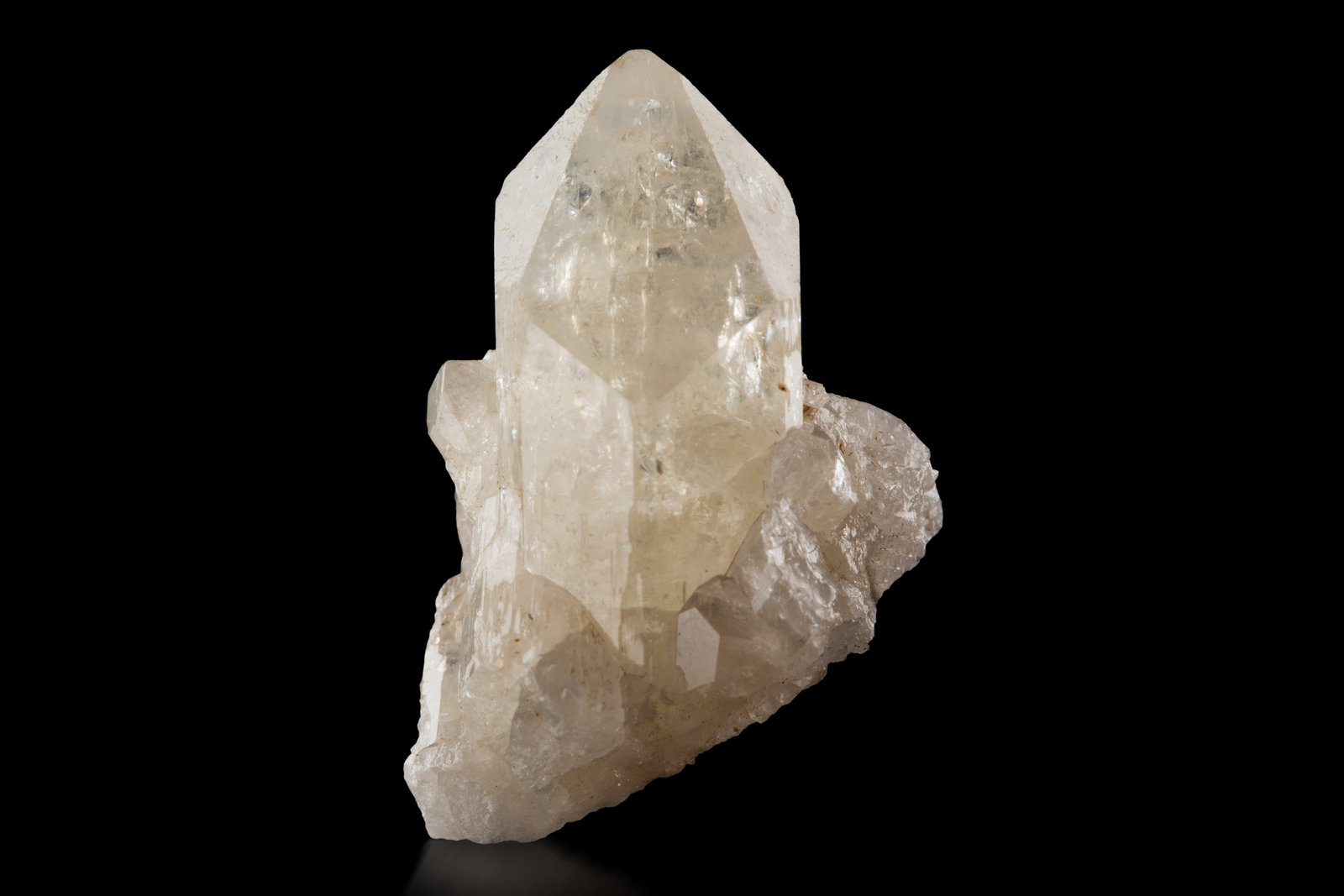 Armenita
1.5 x 1.5 x 3 cm / cristal principal: 2.8 cm
(Autor: Museo MIM)