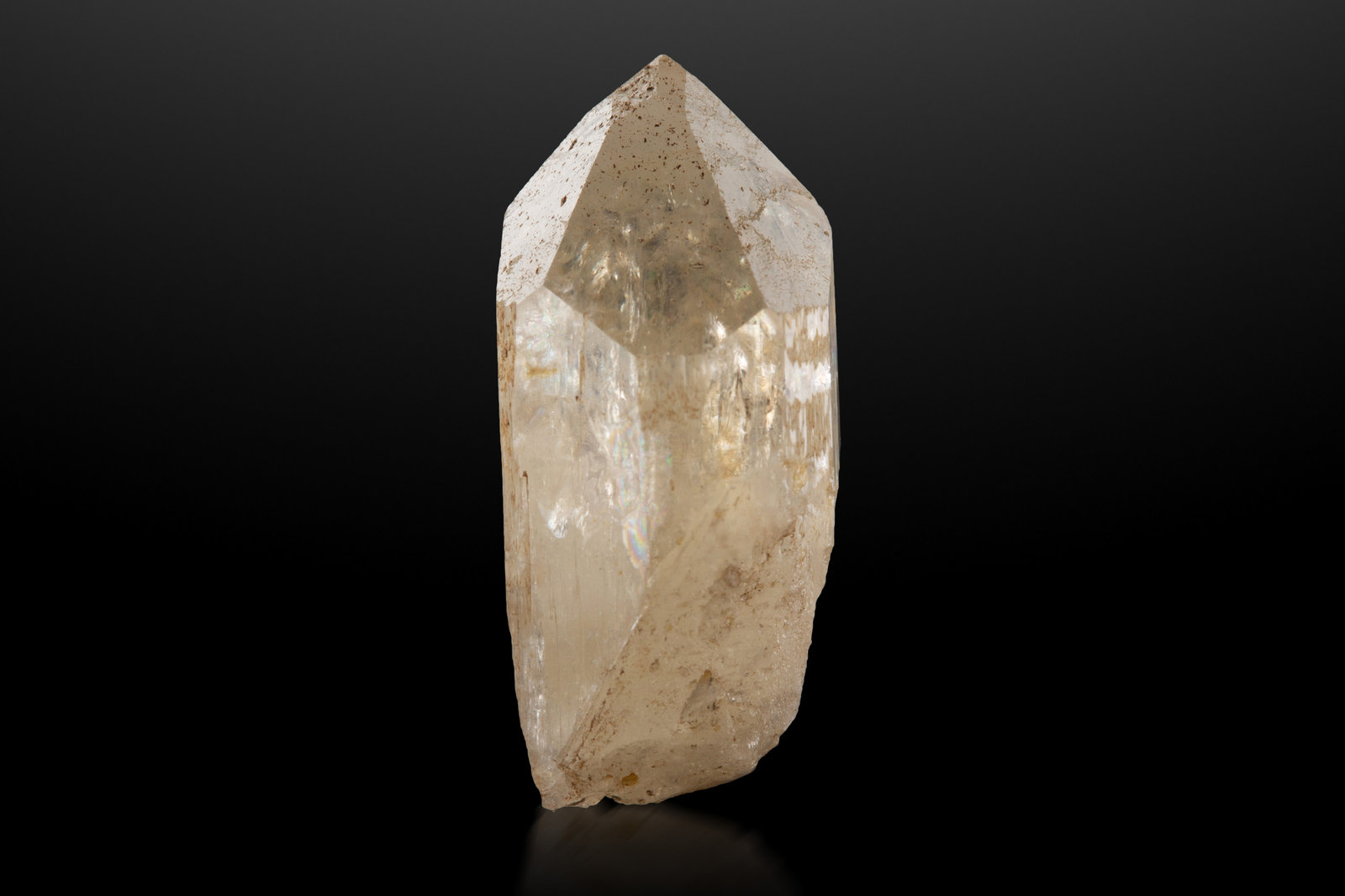 Armenita
1.5 x 1.5 x 2.5 cm / cristal principal: 2.1 cm
(Autor: Museo MIM)