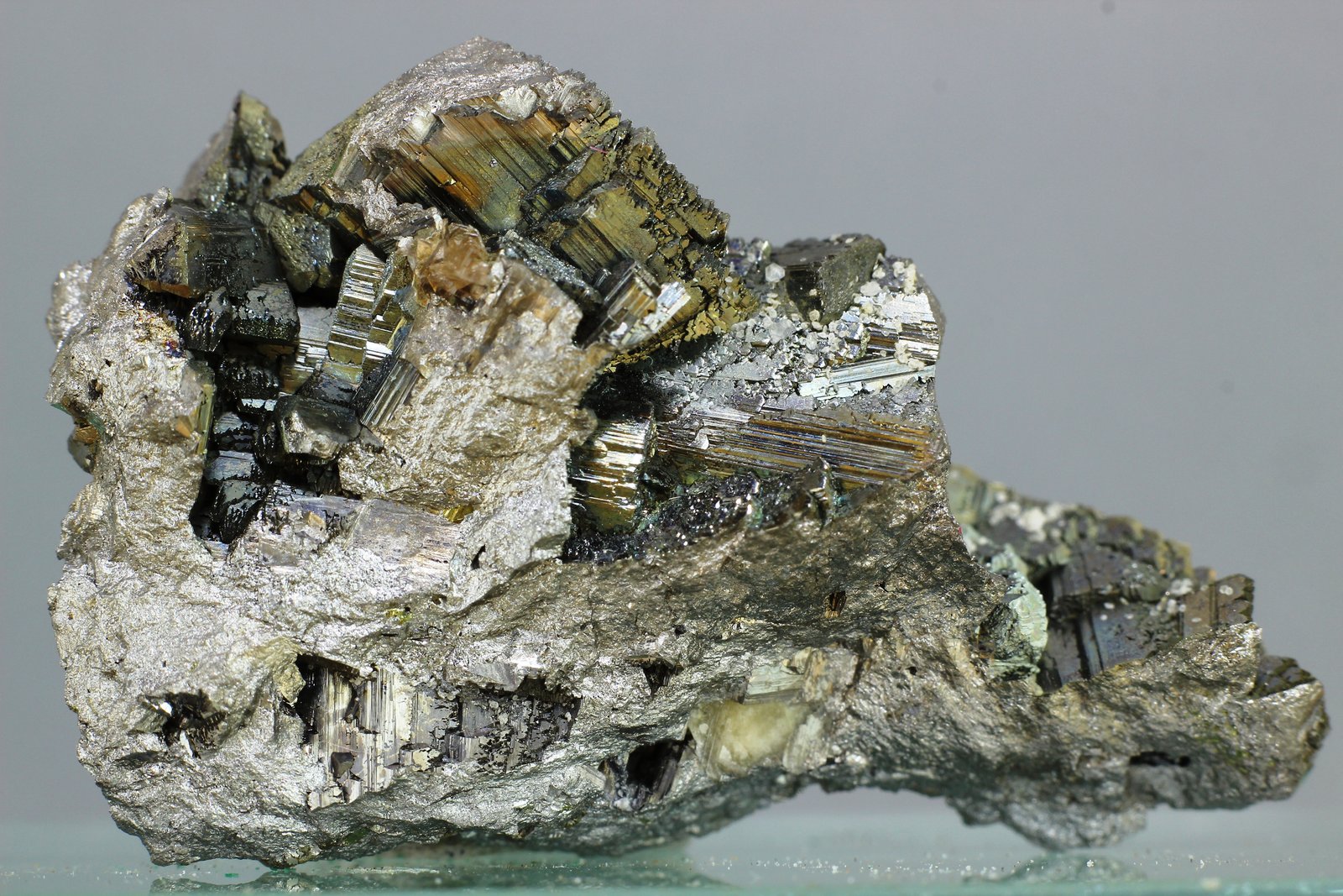 Arsenopirita
40x25 mm
(Autor: Juan Espino)