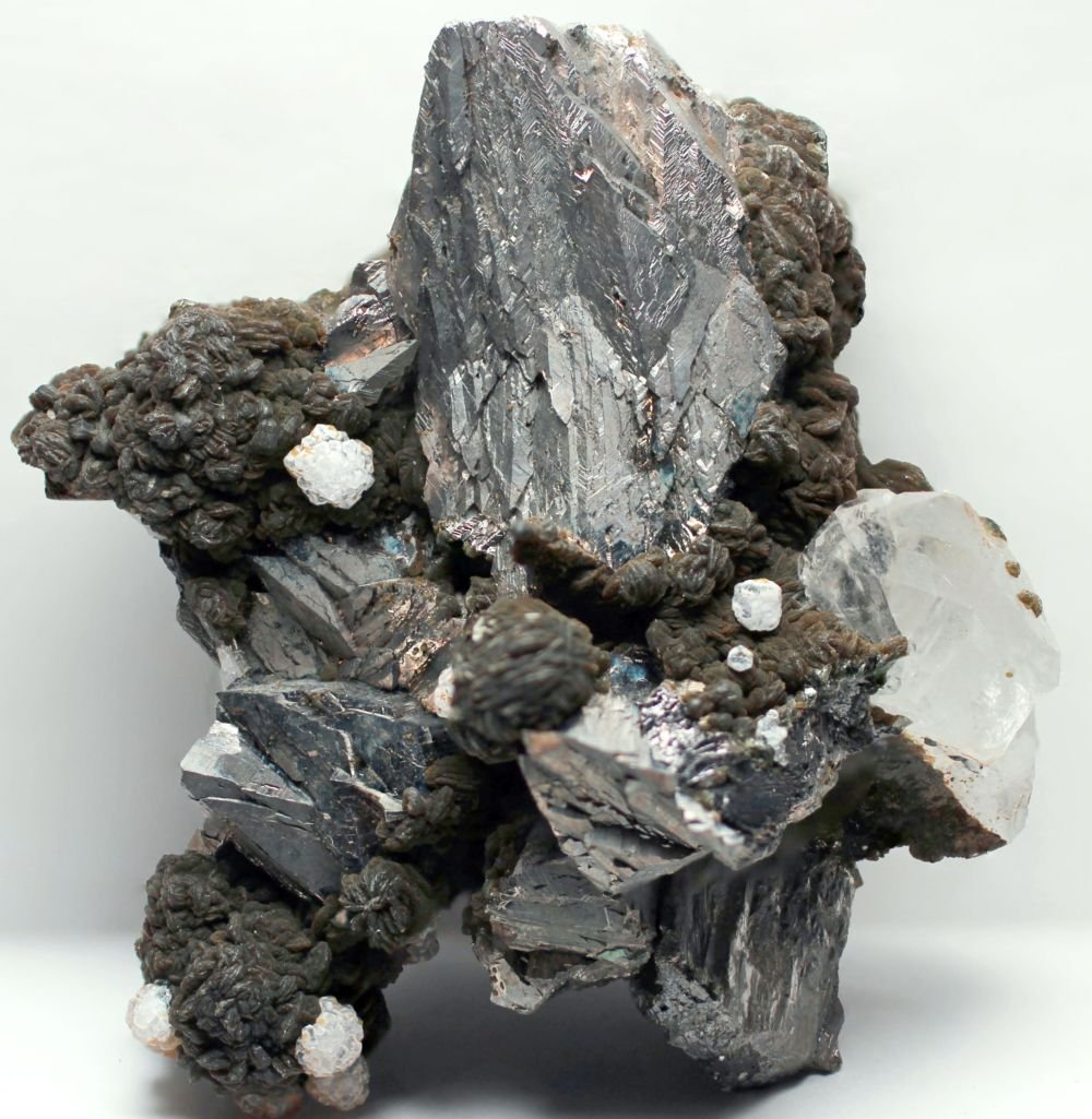 Arsenopirita y Calcita
50 x 52 x 30 mm.
(Autor: José Luis Zamora)