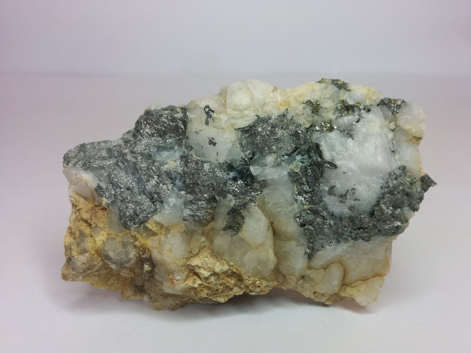 Arsenopirita
5 x 3,5 cm
(Autor: FranHB)