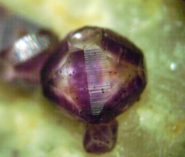 Fluorita
3 mm
(Autor: usoz)