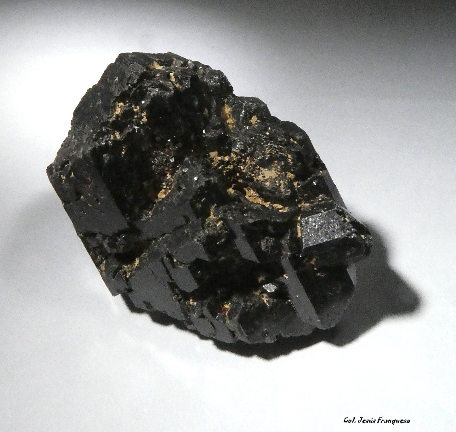 Augita.
28x22 mm.
(Autor: Jesus Franquesa Baucells)
