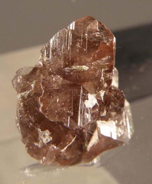 Axinita
Cristales de 1 cm
(Autor: Ramón Jiménez)