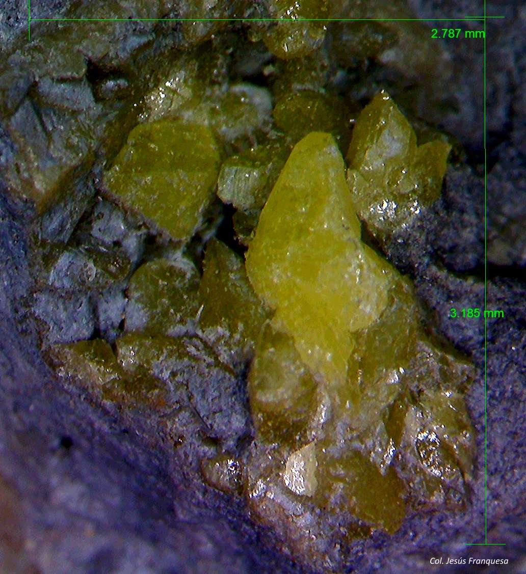 Azufre.
3´185 x 2´787 mm.
(Autor: Jesus Franquesa Baucells)
