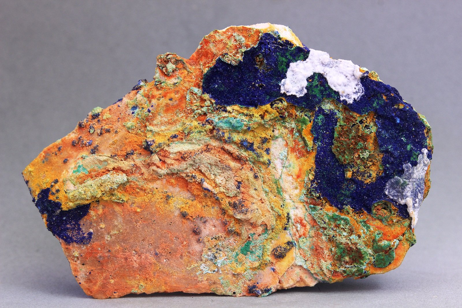 Azurita
83x54x23 mm
(Autor: Juan Espino)