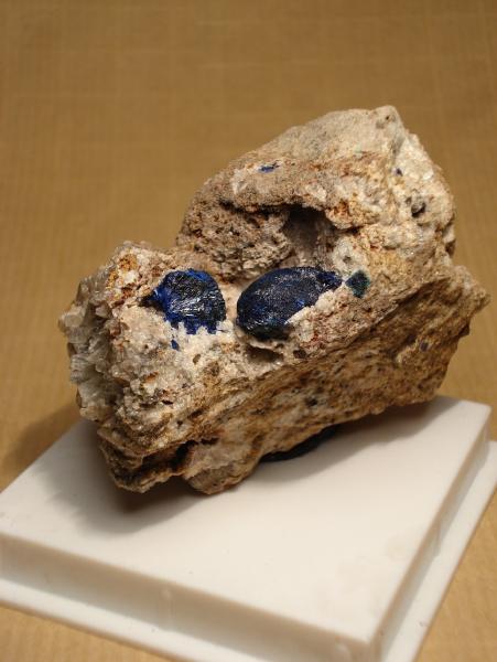 Azurita
6 x 5 cm.
(Autor: Echevarria)