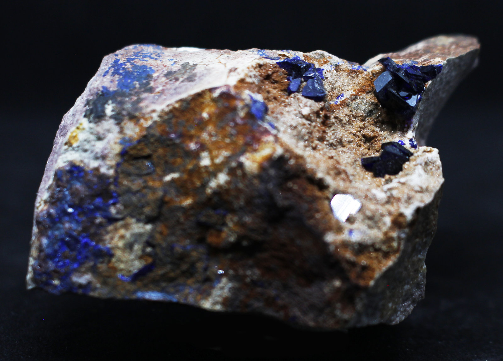 Azurita
5X4X3 cm
(Autor: Luis Edmundo Sánchez Roja)