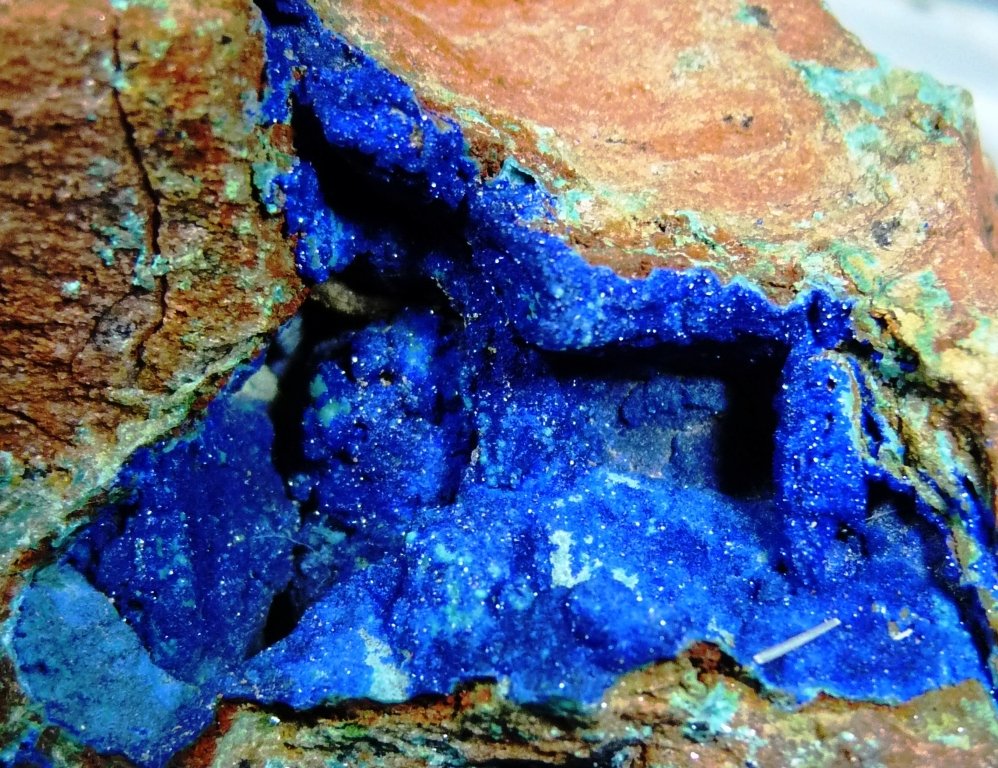 Azurita y Crisocola.
60x50 mm
(Autor: Jesus Franquesa Baucells)