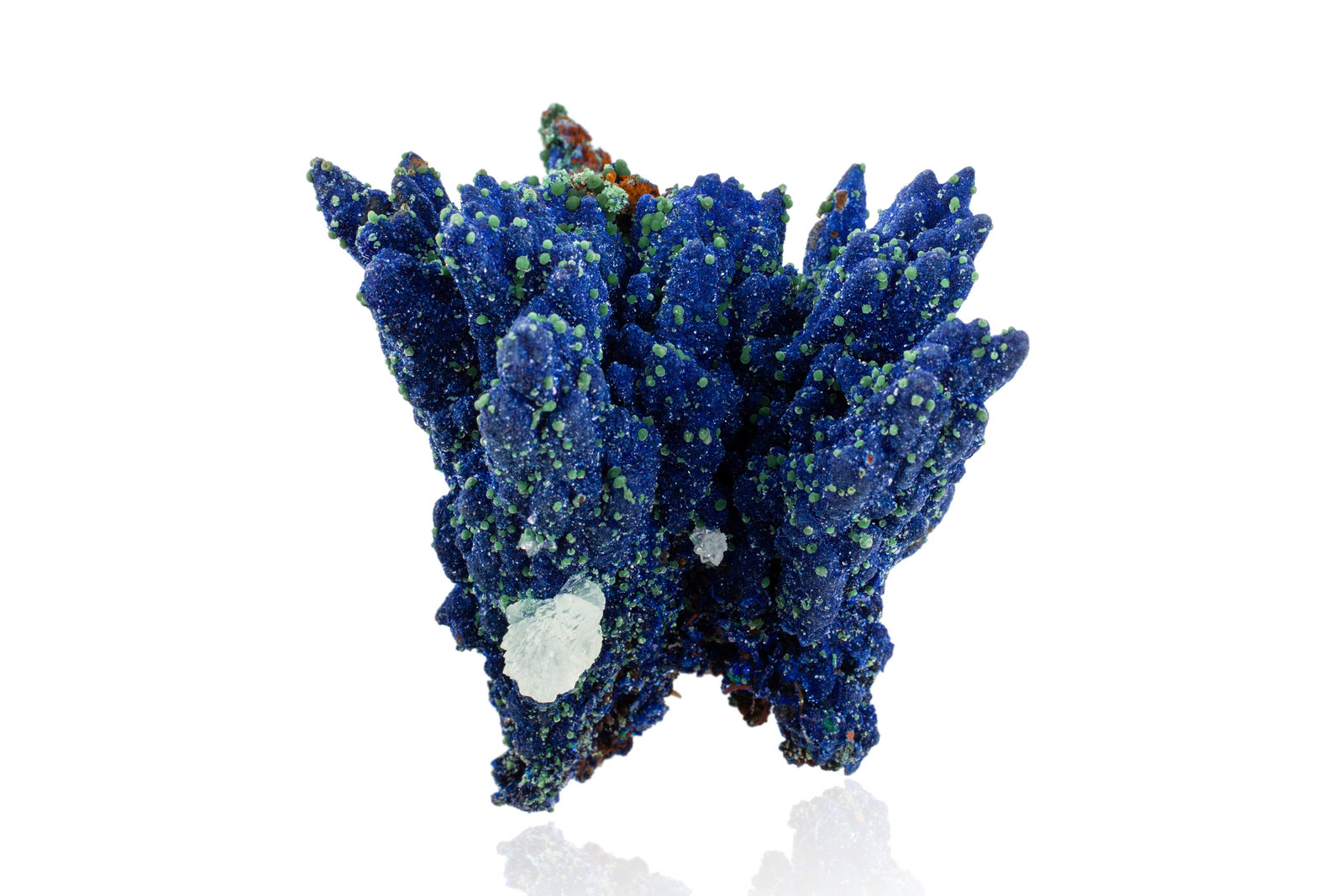 Azurita con Calcita y Malaquita en limonita pseudo Calcita
6 x 6 x 4.5 cm
(Autor: Museo MIM)