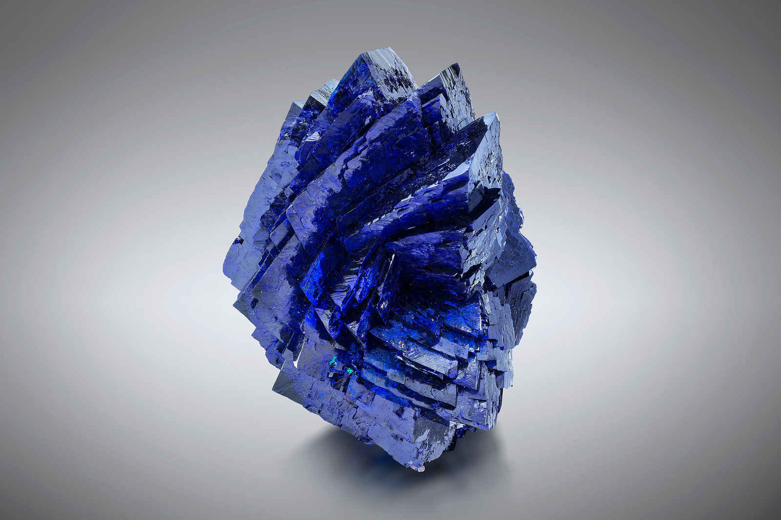 Azurita
13 x 10 x 9 cm / Cristal principal: 6.5 cm.
(Autor: Museo MIM)