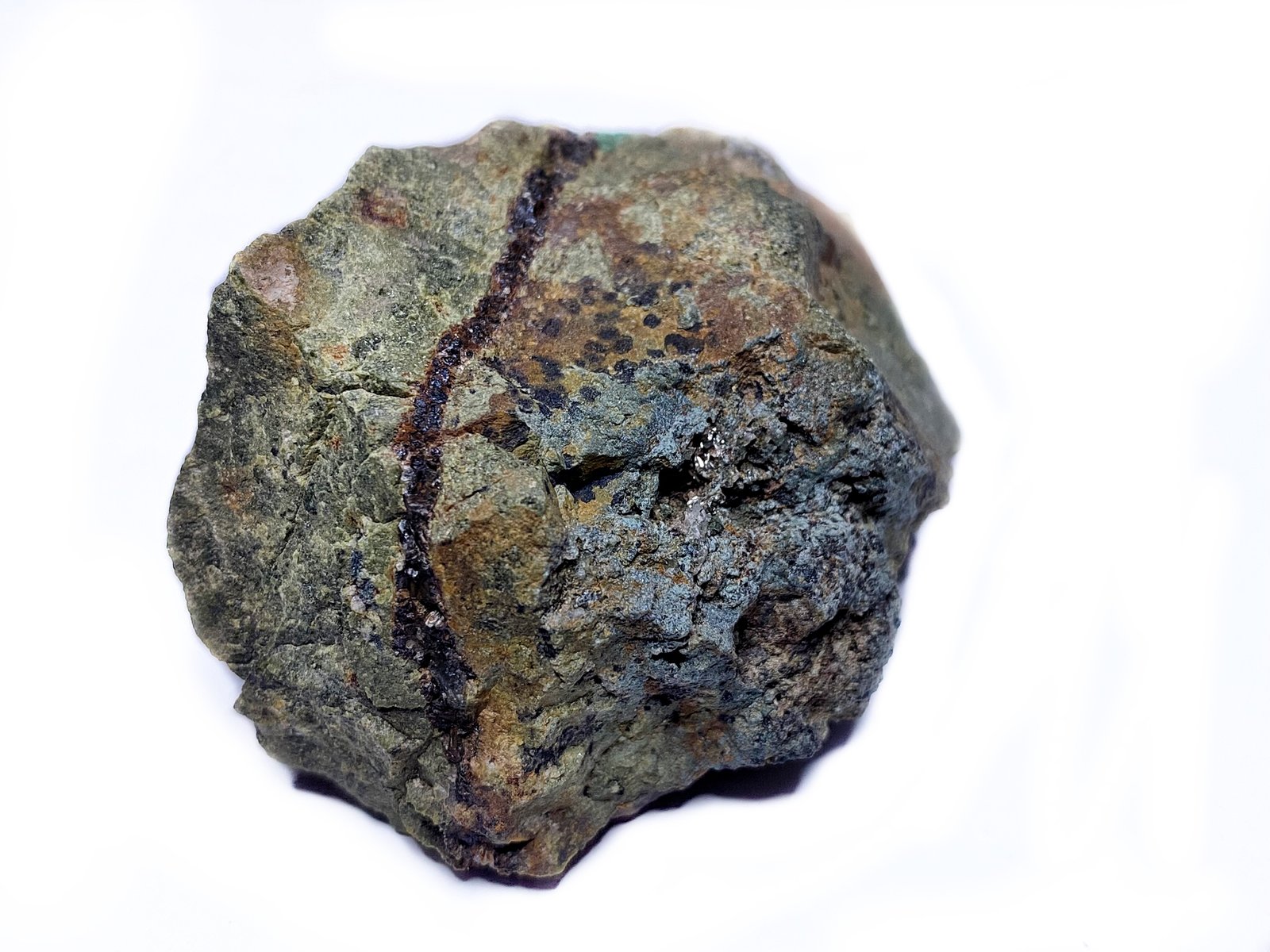 Calcopirita, Calcosina, Epidota, Clorita
5x5 cm
(Autor: Emilio Téllez)