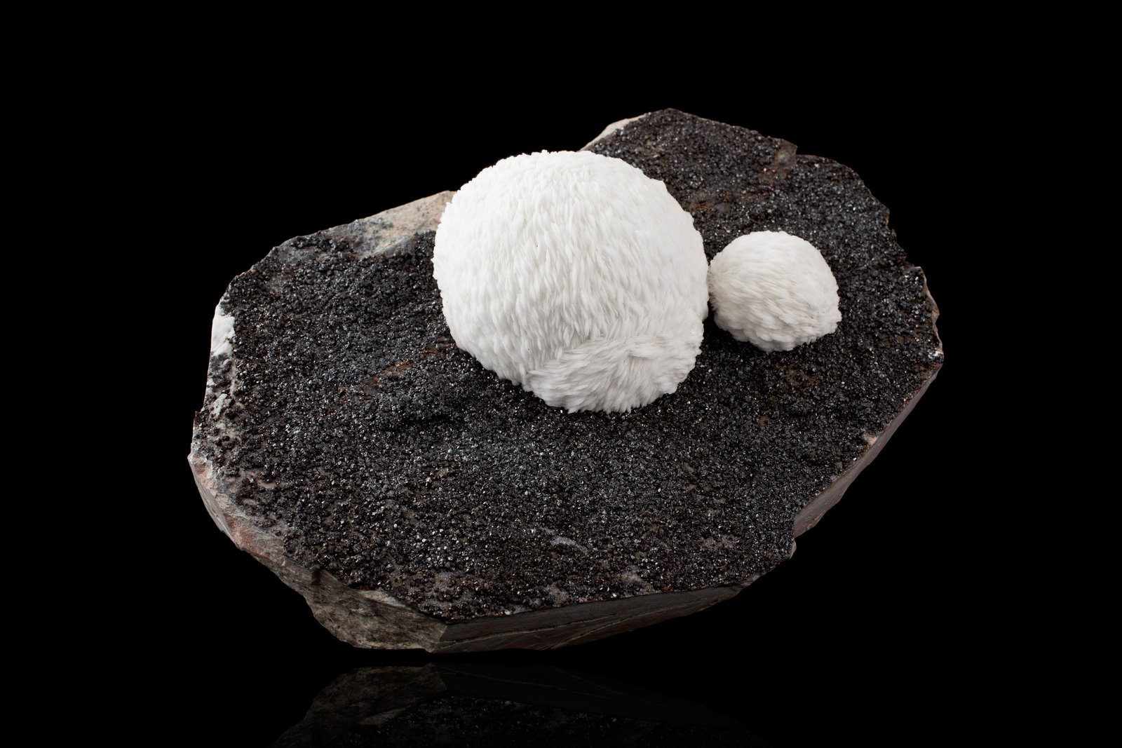 Barita, Esfalerita
23 x 16.5 x 9 cm
(Autor: Museo MIM)