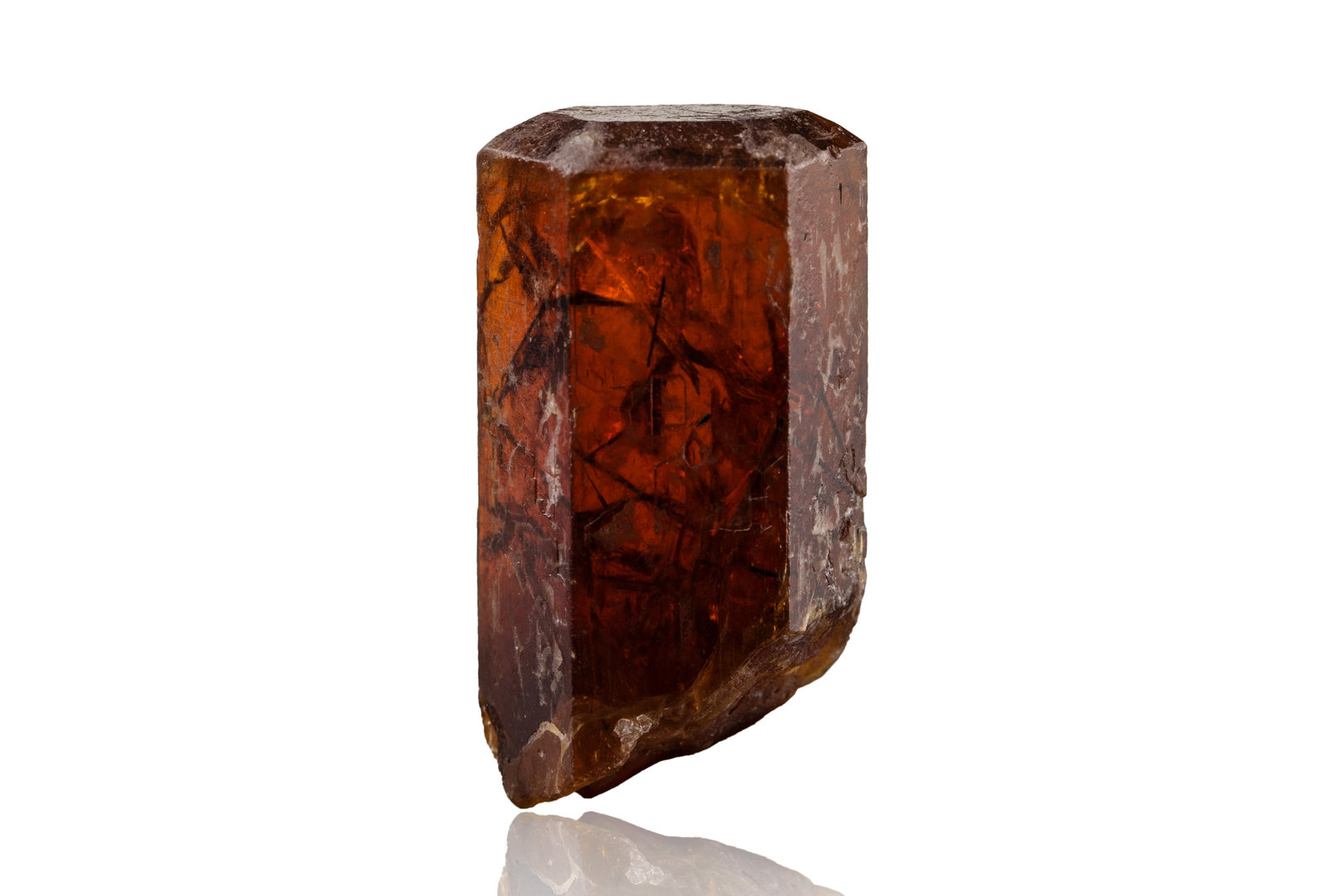 Bastnäsita-(Ce)
2.5 x 1.5 x 4 cm
(Autor: Museo MIM)