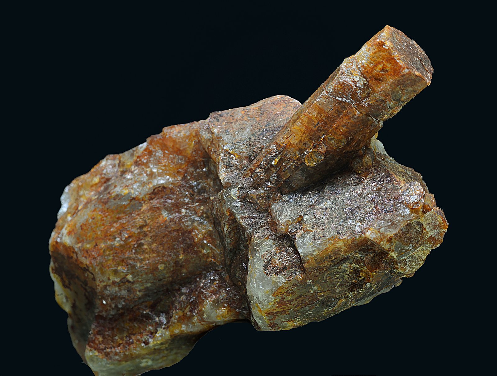 Berilo
Cristal de 4 x 1 cm
(Autor: Antonio Carmona)
