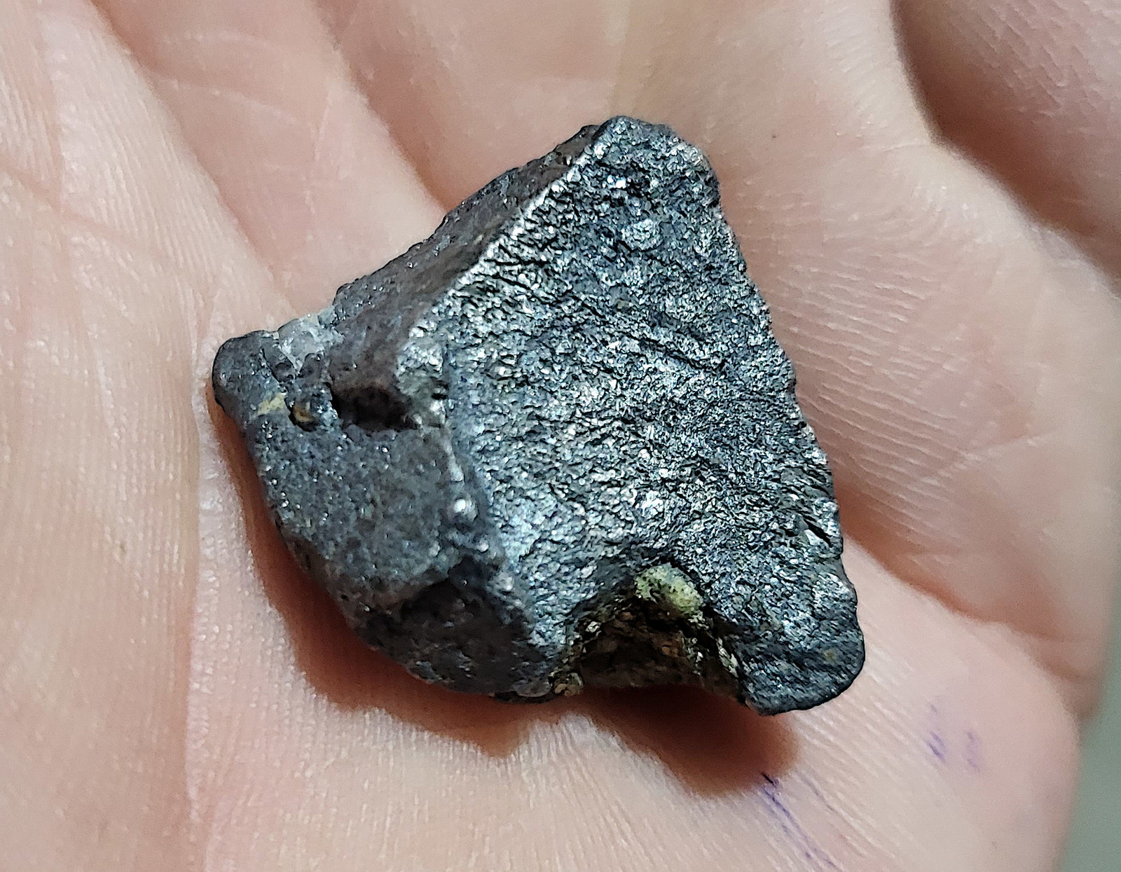 Bismuto
Cristal de 15x22x26 mm
(Autor: Antonio Carmona)