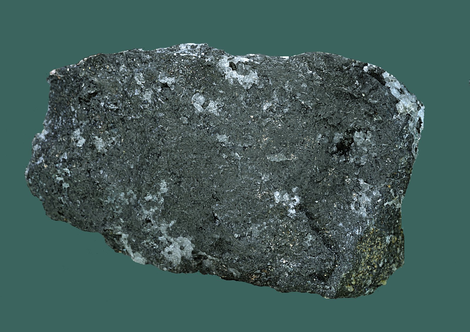 Bismuto con arseniuros de cobalto y níquel.
8 x 5 cm.
(Autor: Antonio Carmona)