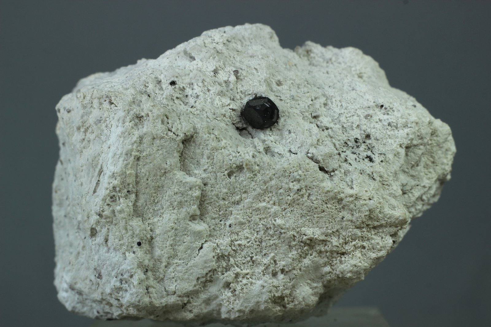 Bixbyita
50x40x30 mm
(Autor: Juan Espino)